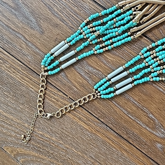 Beaded necklace - Picture 3 of 3